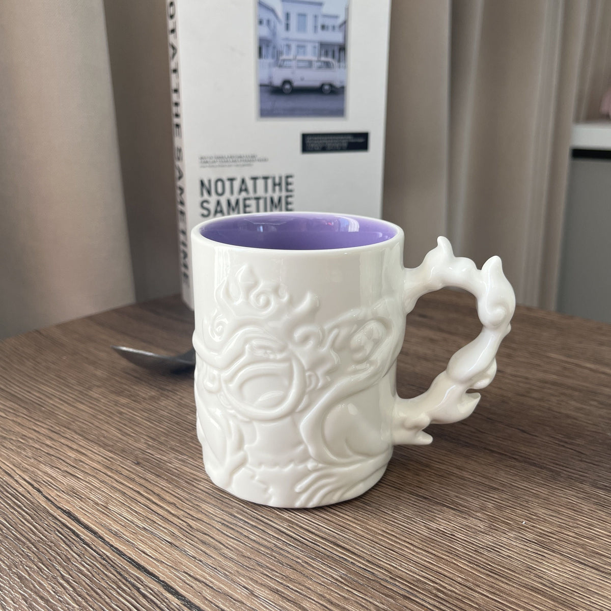 Caneca Gear 5 Luffy Nika em Alto-Relevo