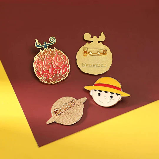 Luffy,Law,Ace 360° Rotatable Necklace And Pin