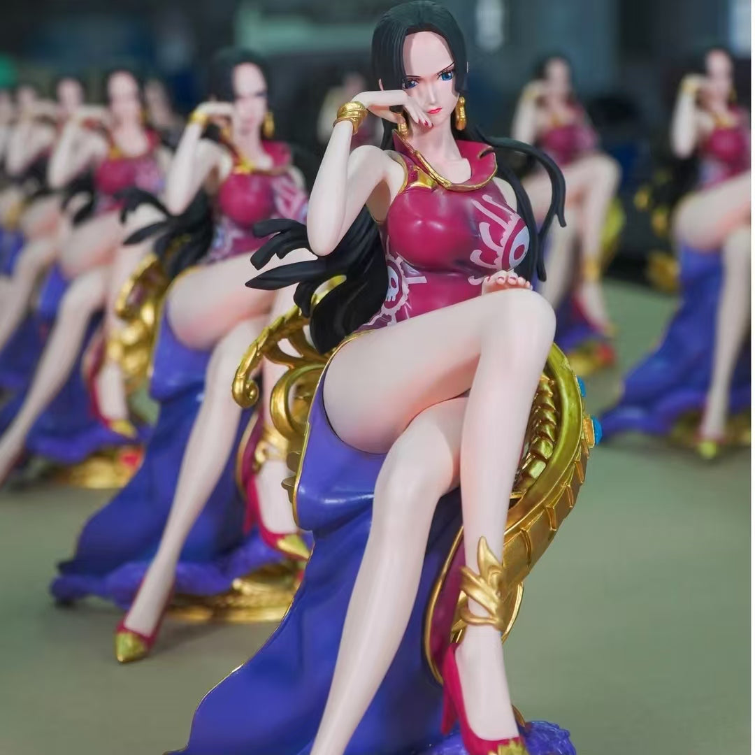 23cm Boa Hancock Throne Queen Figure