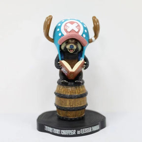 Straw Hats as Animals Figure